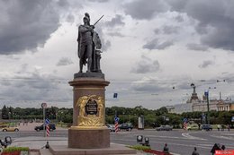 Памятник А. В. Суворову в Санкт-Петербурге